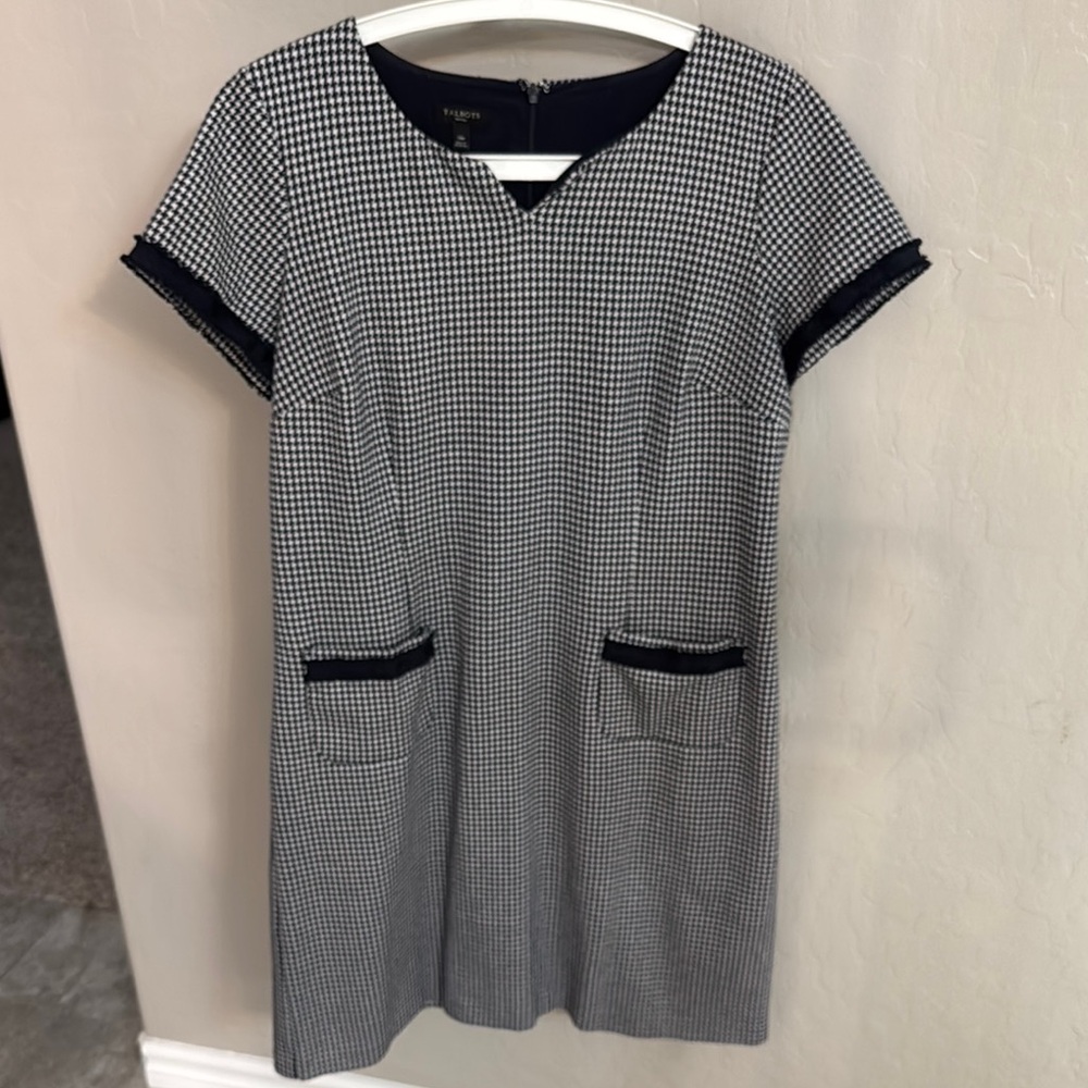 Talbots White and Blue Mini A-line Dress with V-neck and Short Sleeves